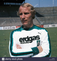 [ẢNH] Monchengladbach, CLB muốn mua Đoàn Văn Hậu từng sản sinh ra những ngôi sao nào?