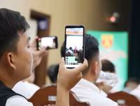 [ẢNH] Toàn cảnh lễ bốc thăm chia bảng giải bóng đá học sinh THPT Hà Nội 2019