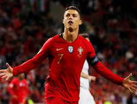 [ẢNH] Ở tuổi 34, Ronaldo vẫn bùng nổ dữ dội như còn đôi mươi