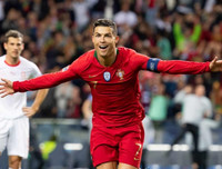 [ẢNH] Ở tuổi 34, Ronaldo vẫn bùng nổ dữ dội như còn đôi mươi