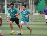 [ẢNH] Đội nắng luyện tập, chờ ngày tranh tài giải bóng đá học sinh Hà Nội 2018