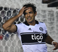 [ẢNH] 6 cầu thủ bạn không thể ngờ đến giờ vẫn còn đang thi đấu