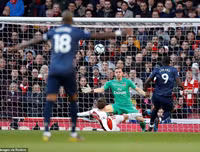 [ẢNH] Arsenal đã cắt đứt mạch bất bại của M.U như thế nào?