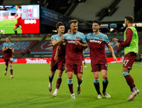 [ẢNH] Vừa diện trang phục mới, Chelsea đã thua sốc