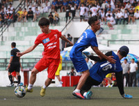 [ẢNH] So tài quyết liệt trong ngày khai mạc Giải bóng đá học sinh THPT Hà Nội 2019