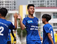 [ẢNH] So tài quyết liệt trong ngày khai mạc Giải bóng đá học sinh THPT Hà Nội 2019