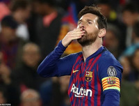 [ẢNH] Messi phá bỏ 