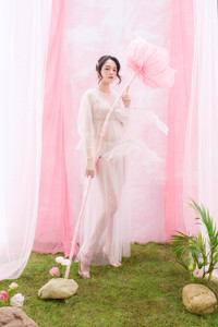 Á hậu Hoàng Anh: Sau 3 năm kết hôn, tự thấy mình bớt trẻ con hơn