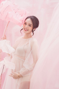 Á hậu Hoàng Anh: Sau 3 năm kết hôn, tự thấy mình bớt trẻ con hơn