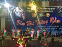 Trung thu ấm áp về cùng trẻ nhỏ miền biên giới