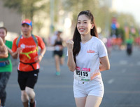 [ẢNH] Dàn Hoa hậu và người đẹp gây sốt ở giải Việt dã toàn quốc 2019