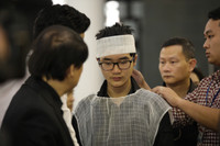 [ẢNH] Nghệ sỹ Việt thương tiếc đưa tiễn NSND Anh Tú về nơi yên giấc ngàn thu