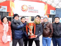 Hàng ngàn CĐV Việt Nam đang đổ về Thường Châu cổ vũ đội tuyển U23