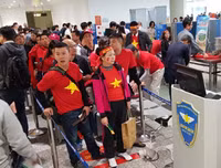 Hàng ngàn CĐV Việt Nam đang đổ về Thường Châu cổ vũ đội tuyển U23