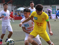 [ẢNH] So tài quyết liệt trong ngày khai mạc Giải bóng đá học sinh THPT Hà Nội 2019