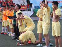 [ẢNH] Thắng luân lưu kịch tính, THPT Hoài Đức A tiến vào tứ kết