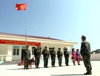 [ẢNH] Tuần tra biên giới, bảo vệ vững chắc phên giậu Tổ quốc