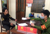 Hà Nội tiếp tục nhắc nhở, xử phạt nhiều trường hợp không đeo khẩu trang nơi công cộng