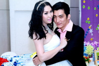 Nhìn lại 2 cuộc hôn nhân sóng gió của 