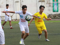 [ẢNH] Khoảnh khắc đẹp của tình bạn tại giải bóng đá học sinh Hà Nội