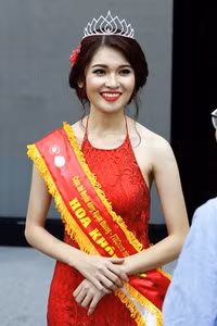 [ẢNH] Dàn mỹ nhân tham gia chạy Việt dã toàn quốc báo Tiền Phong 2018