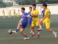 [Ảnh] Quyết liệt cuộc đua vé đi tiếp của 32 đội bóng trong lượt trận chiều 1-11