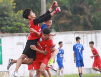 [ẢNH] Đương kim á quân THPT Phùng Khắc Khoan chật vật kiếm 1 điểm