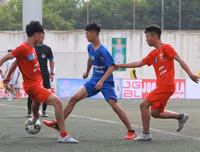 [ẢNH] Đương kim á quân THPT Phùng Khắc Khoan chật vật kiếm 1 điểm