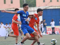 [ẢNH] Đương kim á quân THPT Phùng Khắc Khoan chật vật kiếm 1 điểm