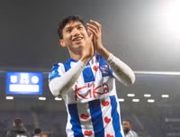 [ẢNH] Văn Hậu cười hết cỡ trong ngày được ra sân, cùng SC Heerenveen chiến thắng