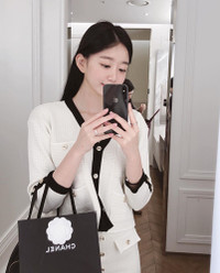 [ẢNH] Vẻ đẹp không tì vết của HLV gym người Hàn Quốc