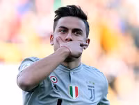 [ẢNH] Dàn sao thượng hạng đủ giúp Zidane khởi tạo 