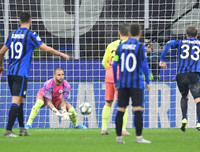 [ẢNH] Pep Guardiola buộc phải sử dụng hậu vệ làm thủ môn như thế nào?