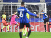 [ẢNH] Pep Guardiola buộc phải sử dụng hậu vệ làm thủ môn như thế nào?