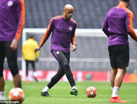 [ẢNH] Man City phấn chấn, chờ 