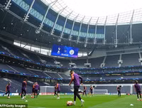 [ẢNH] Man City phấn chấn, chờ 