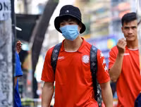 [ẢNH] Công Phượng kín như bưng hội quân cùng đồng đội