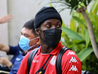 [ẢNH] Công Phượng kín như bưng hội quân cùng đồng đội