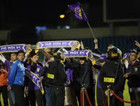 [ẢNH] Hòa khó tin và mất chức vô địch, cầu thủ Hà Nội khóc đẫm nước mắt