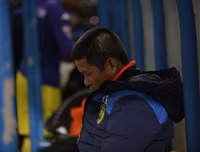 [ẢNH] Hòa khó tin và mất chức vô địch, cầu thủ Hà Nội khóc đẫm nước mắt