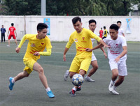 Giành vé bán kết kịch tính, THPT Nguyễn Thị Minh Khai lại mơ vô địch