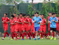 [ẢNH] Cầu thủ Việt kiều gây ấn tượng mạnh khi tập trung ĐT U22 Việt Nam