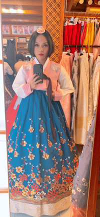 Thái Thùy Linh hóa 