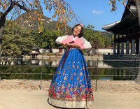 Thái Thùy Linh hóa 