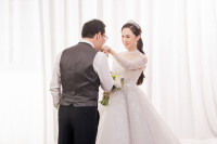 Lộ ảnh cưới của NSND Trung Hiếu và vợ 