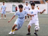 [ẢNH] THPT Ngô Sỹ Liên vào vòng 1/8 sau cuộc rượt đuổi tỷ số nghẹt thở