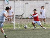 [ẢNH] THPT Ngô Sỹ Liên vào vòng 1/8 sau cuộc rượt đuổi tỷ số nghẹt thở