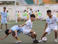 [ẢNH] THPT Ngô Sỹ Liên vào vòng 1/8 sau cuộc rượt đuổi tỷ số nghẹt thở