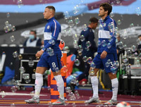 [ẢNH] Vừa diện trang phục mới, Chelsea đã thua sốc