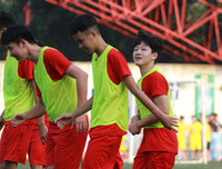 [ẢNH] Cởi nút thắt ghi bàn, ĐKVĐ Trương Định thắng tưng bừng 4-0